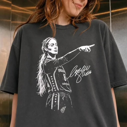 Sophie Cunningham Basketball Shirt, Sophie Cunningham Pointing Shirt (C)