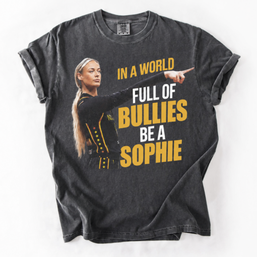 Sophie Cunningham T shirt