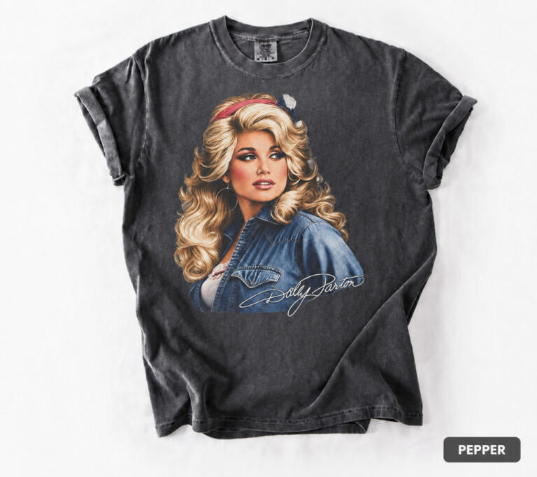 Dolly Parton T-Shirt